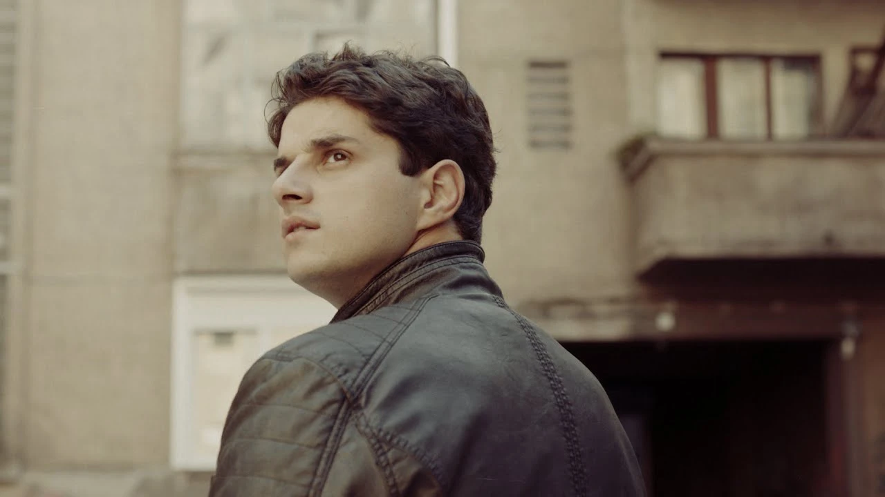 Phim Bầu Trời Phía Trên - The Sky Above Us (2015)