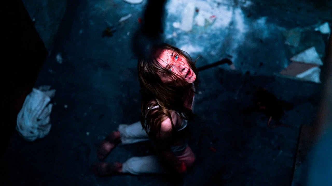 Phim Bẫy Niềm Tin - Trust (2025)