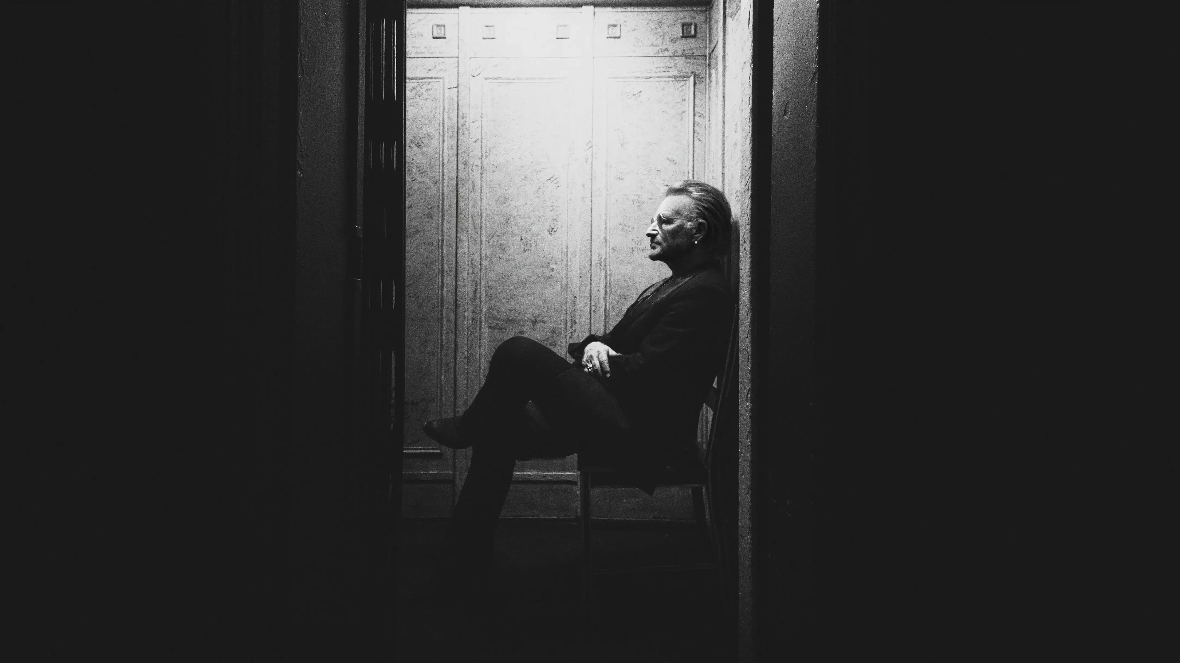 Phim Bono: Câu Chuyện Về Sự Buông Bỏ - Bono: Stories of Surrender (2025)