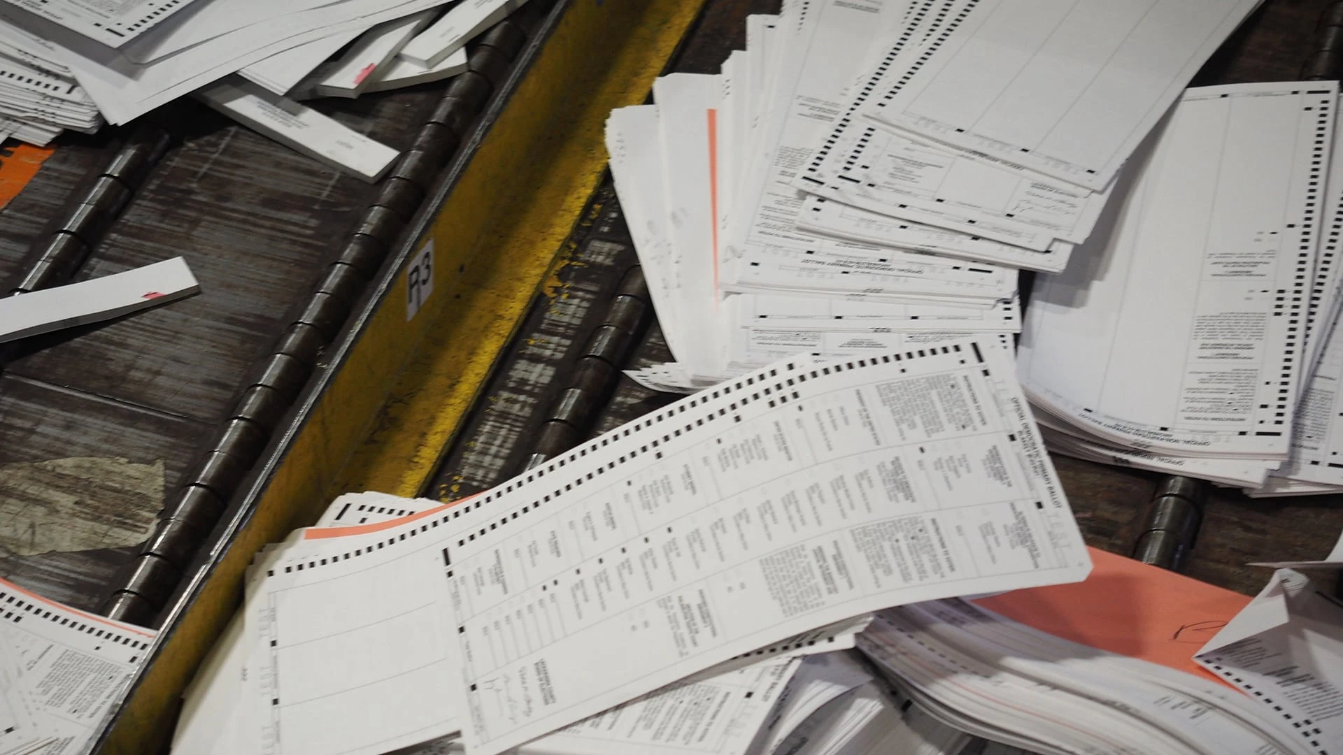 Phim Chuỗi Tấn Công: Chiến Tranh Mạng Trong Bầu Cử Hoa Kỳ - Kill Chain: The Cyber War on America's Elections (2020)