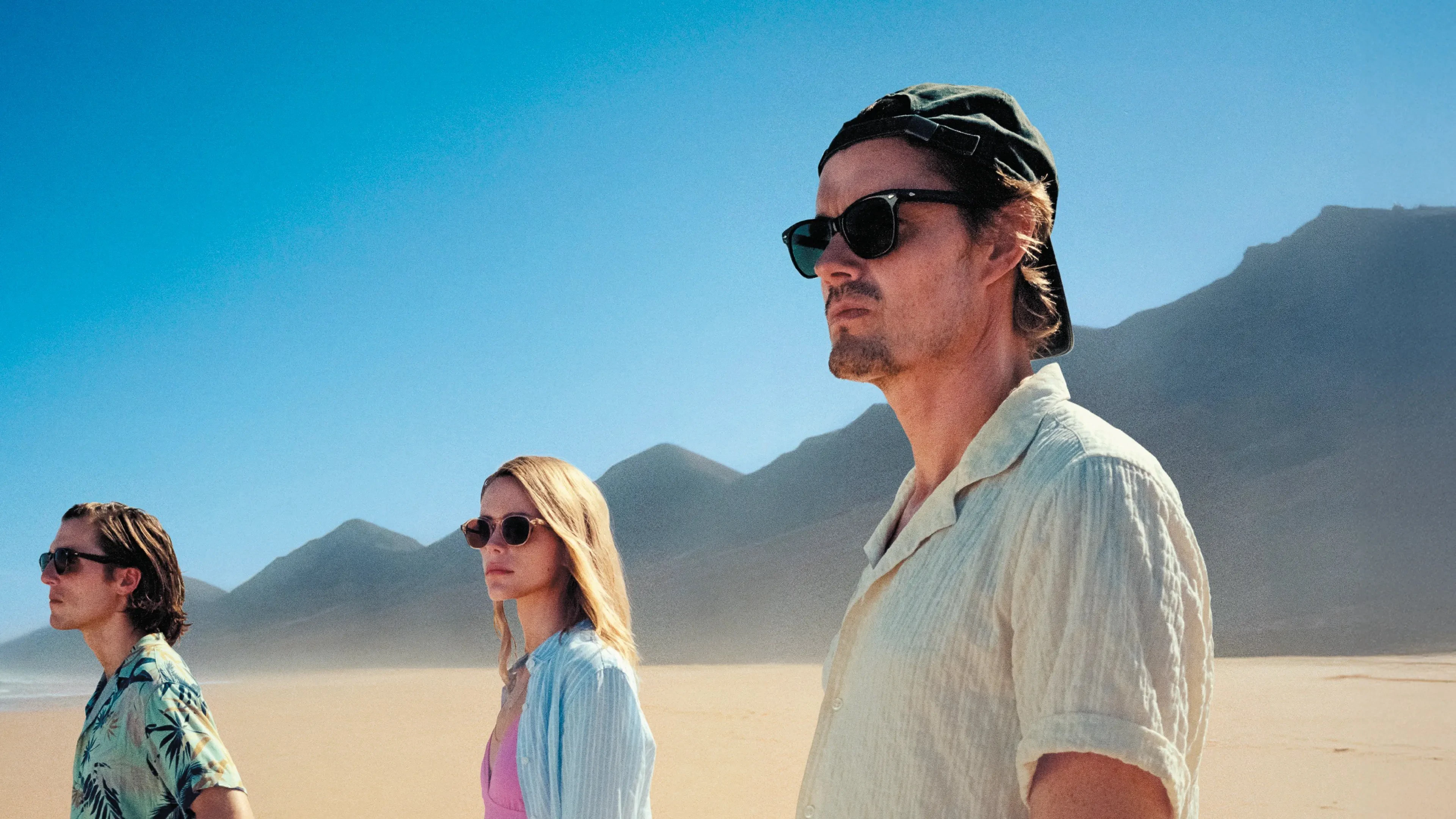 Phim Chuyện Xảy Ra Trên Đảo - Islands (2025)