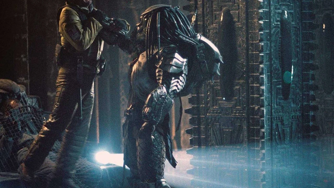 Phim Cuộc Chiến Dưới Tháp Cổ - AVP: Alien vs. Predator (2004)