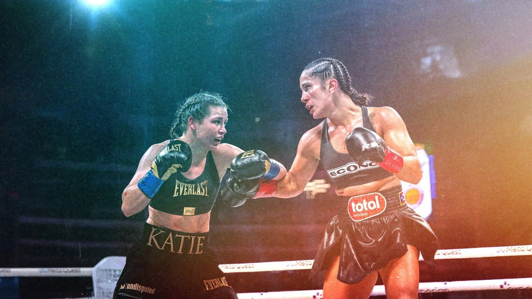 Phim Đếm ngược: Taylor vs. Serrano - Countdown: Taylor vs. Serrano (2025)