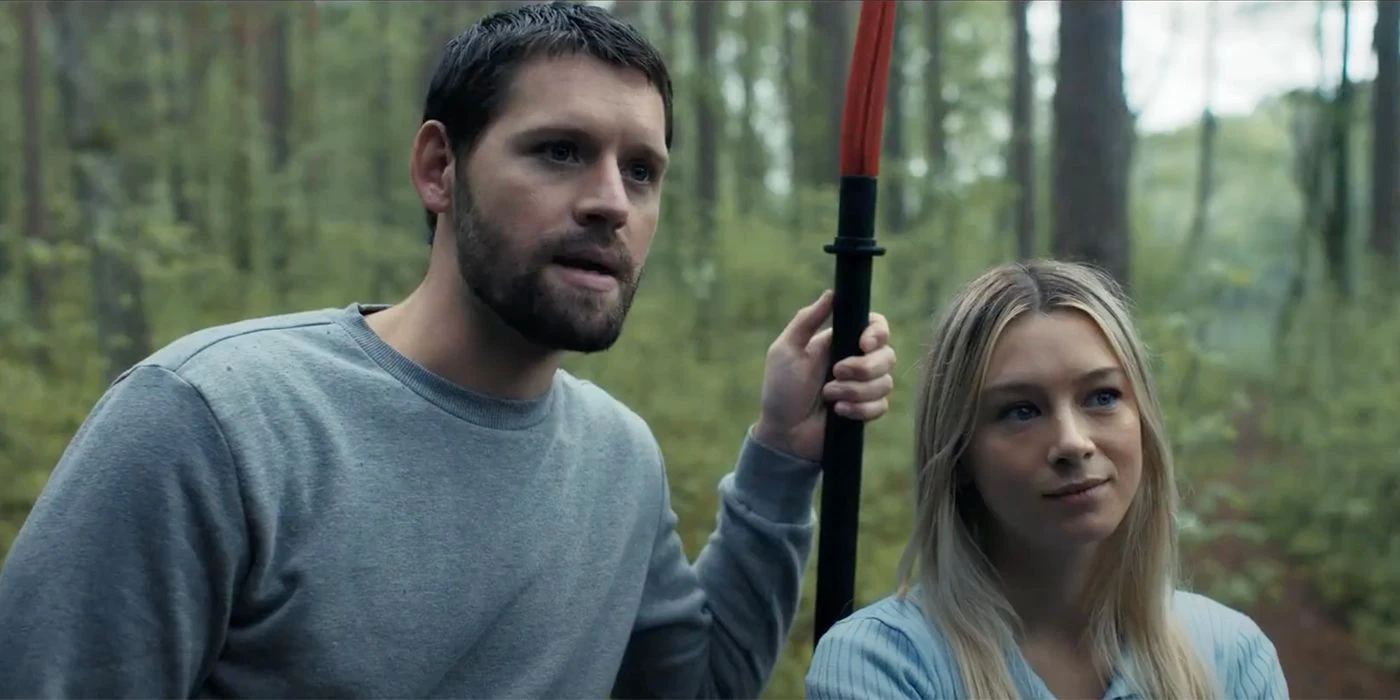 Phim Hàng Xóm Ẩn Thân - The Good Neighbor (2016)