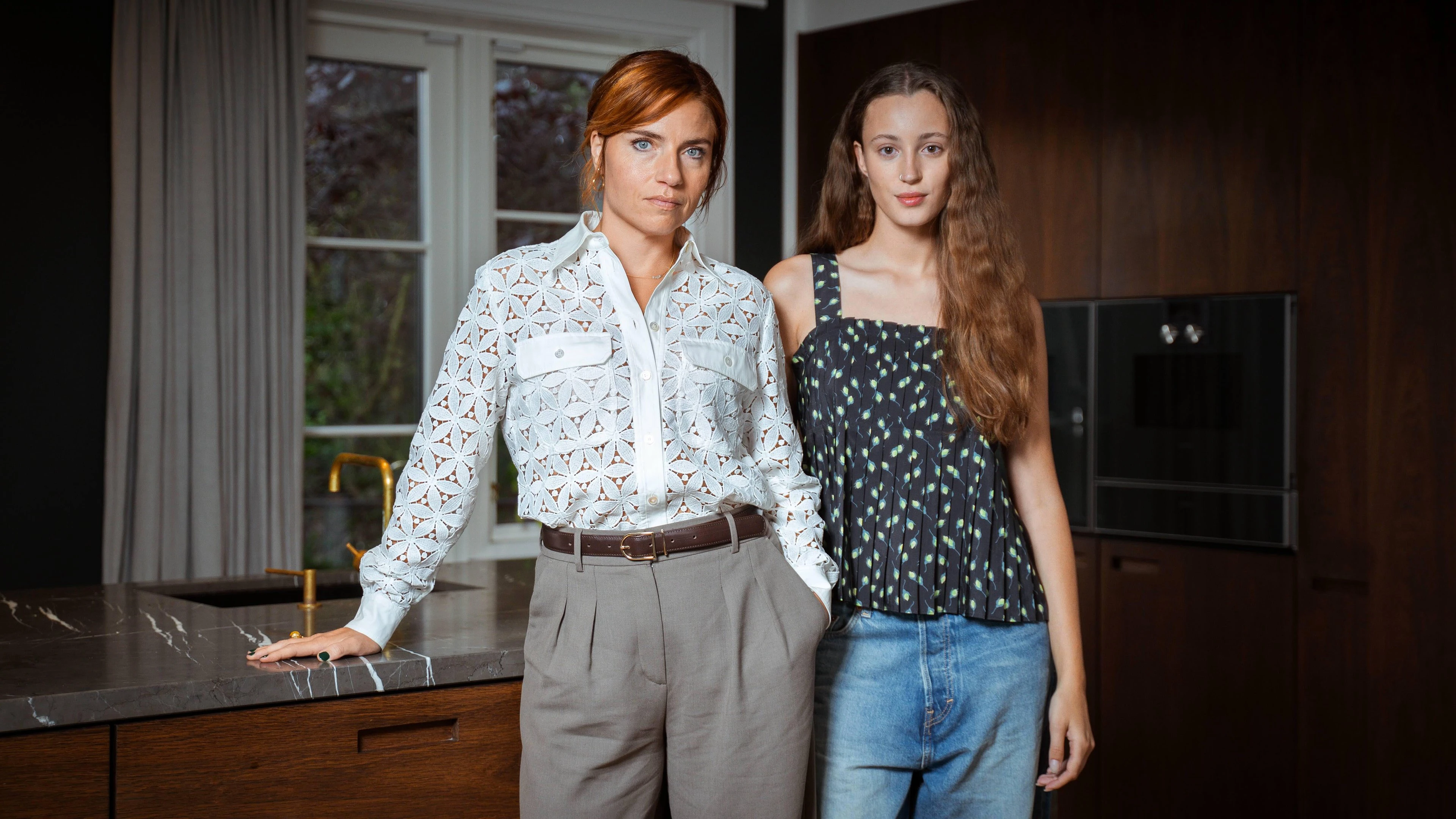 Phim Khách Sạn Vườn Xoài - Mango (2025)