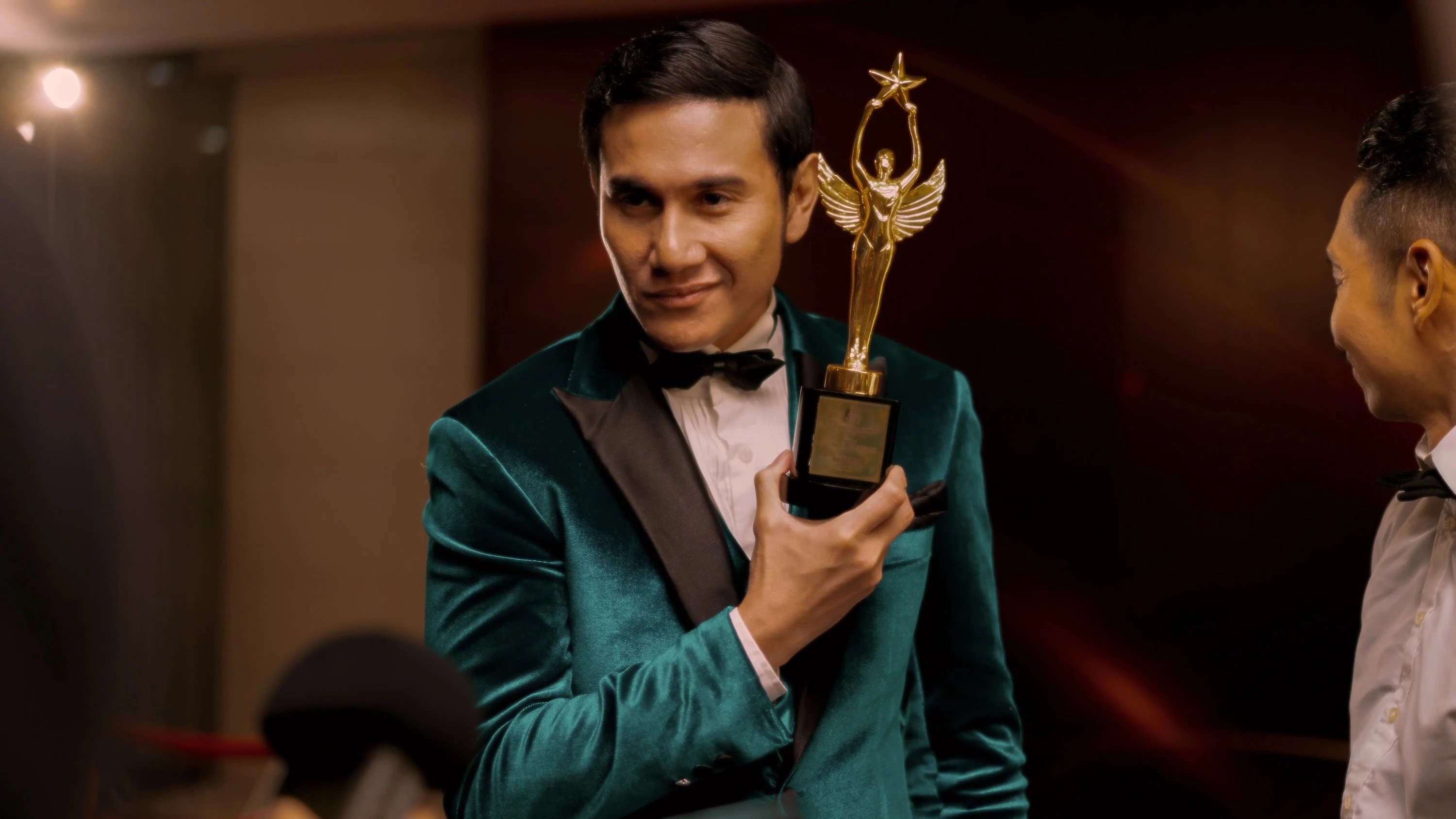 Phim Lạc Trong Hào Quang - Lost in the Spotlight (2025)