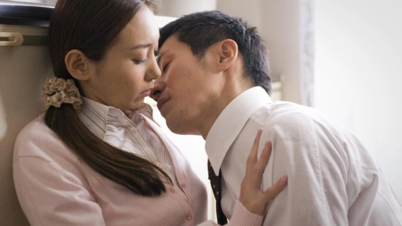 Phim Niềm Vui Của Bà Nội Trợ - s Afternoon Delight (2010)