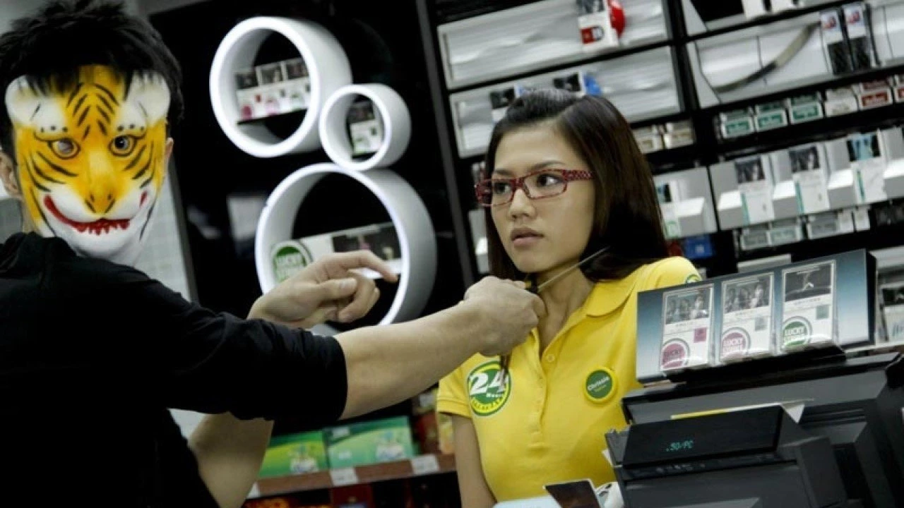 Phim Quan Nhân Thất Sự - Seven 2 One (2009)