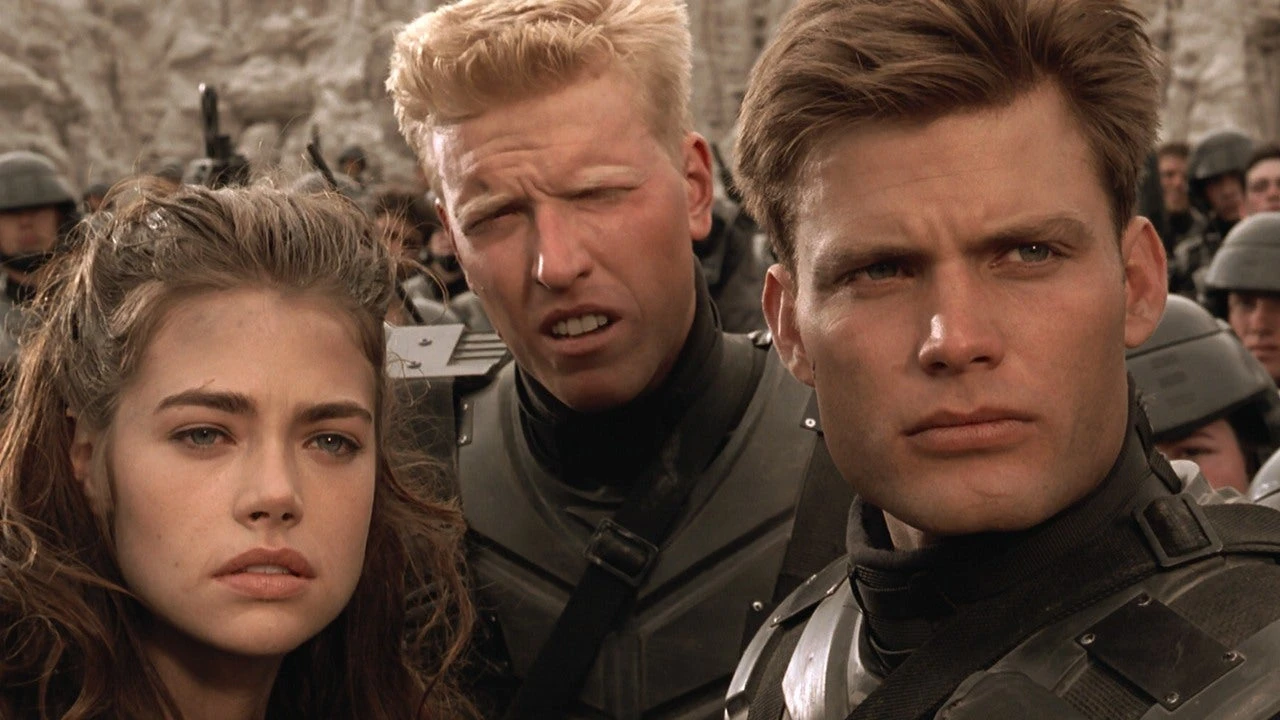 Phim Starship Troopers - Starship Troopers (1997)