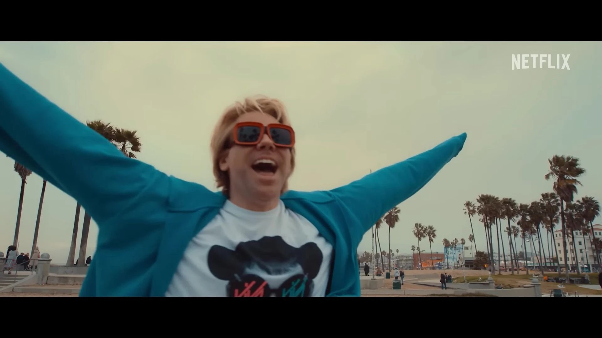 Phim Thảm Họa Toàn Tập: Sự Sùng Bái American Apparel - Trainwreck: The Cult of American Apparel (2025)