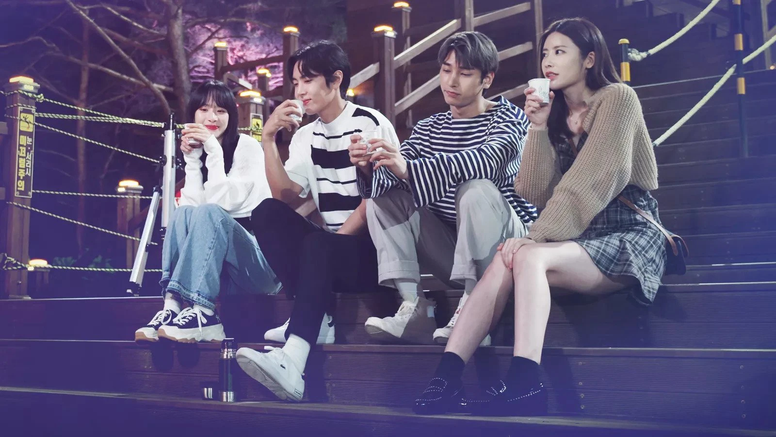 Phim Thư Tình Bí Mật - Love in Black Hole (2021)