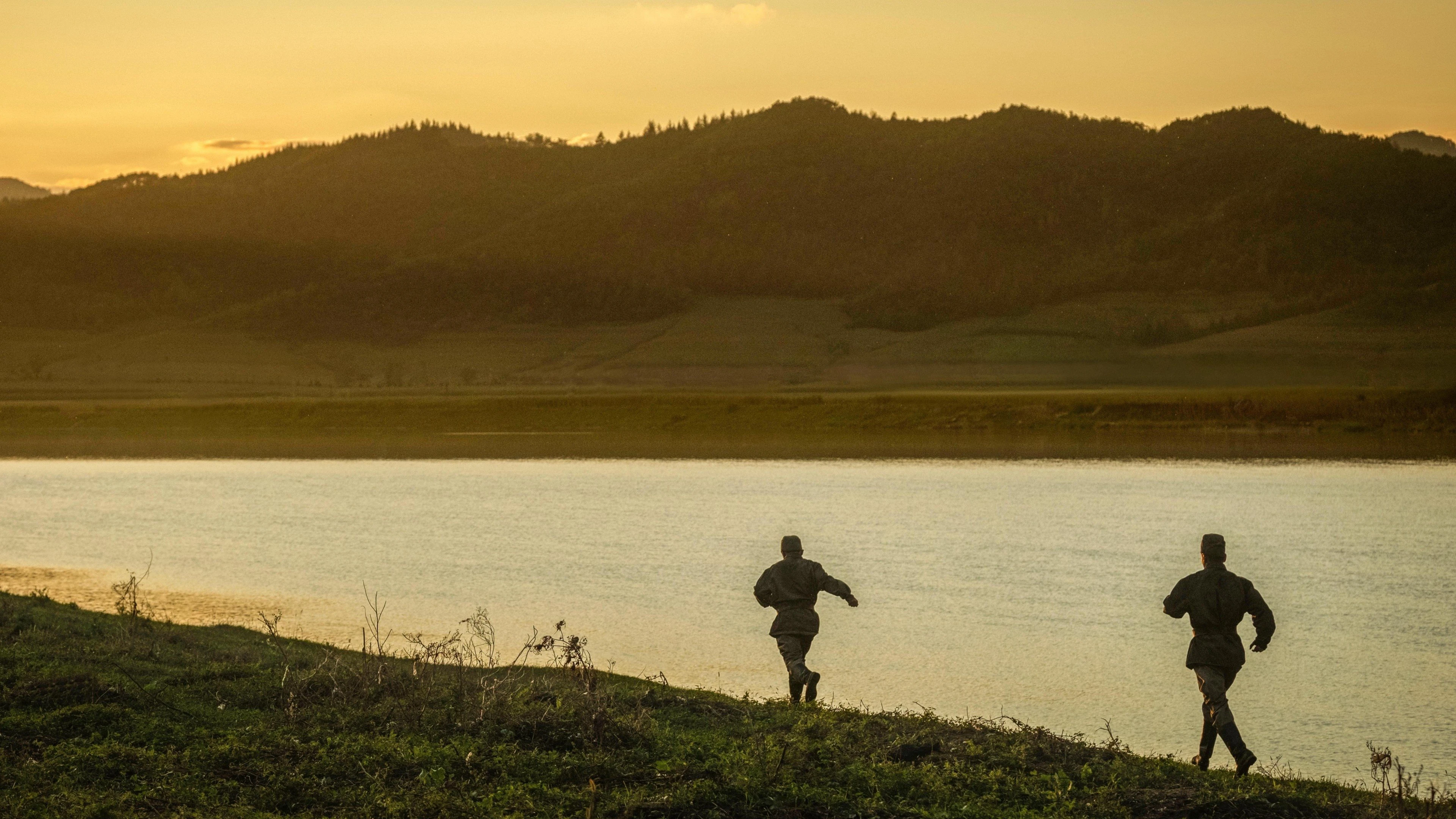Phim Về Đội - The Long Way Back (2025)