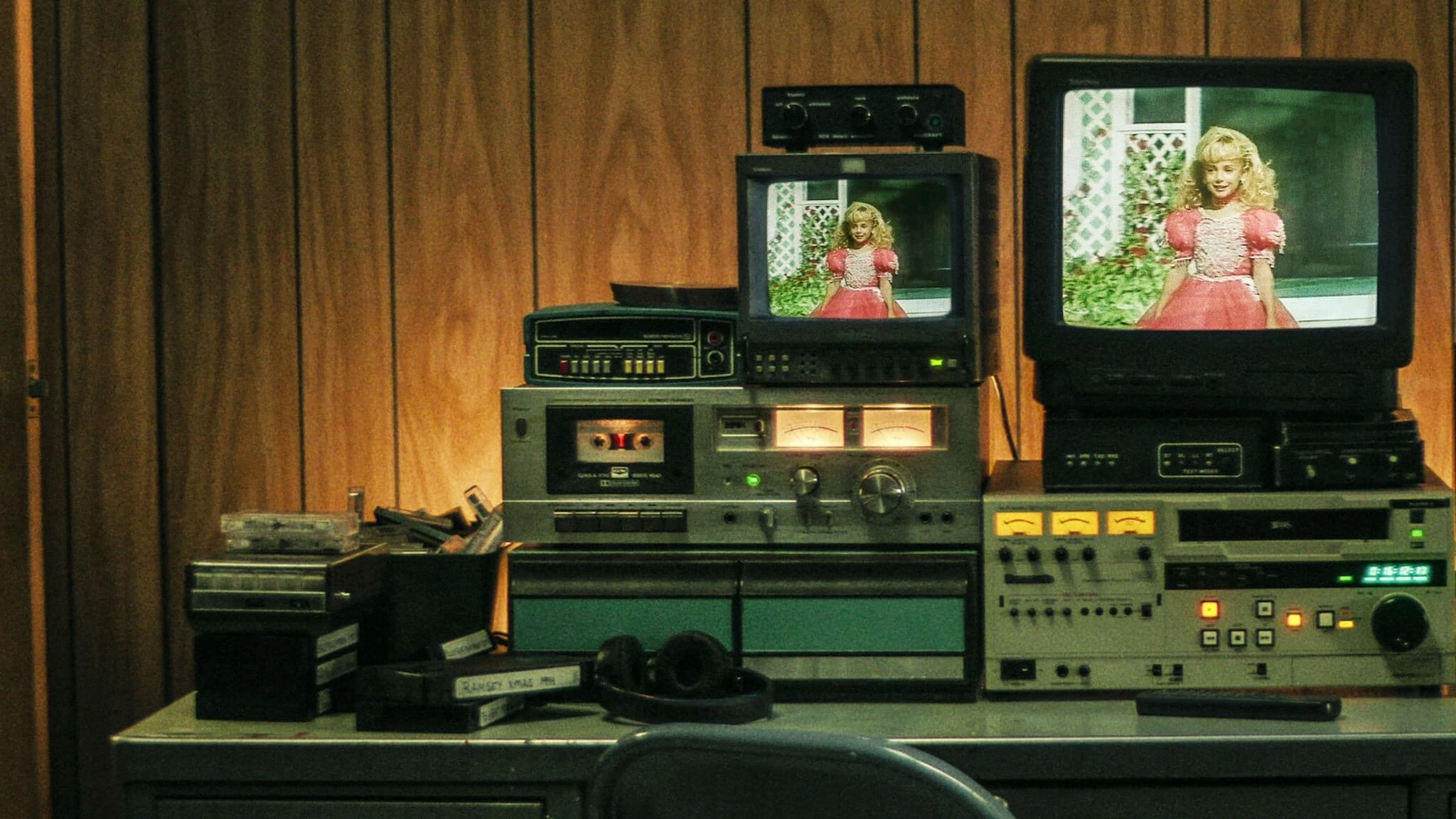 Phim Vụ án bỏ ngỏ: Ai đã giết JonBenét Ramsey - Cold Case: Who Killed JonBenét Ramsey (2024)