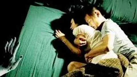 Phim Yêu người chết - In Love with the Dead (2007)